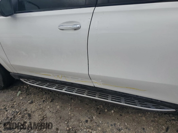 2022 Mercedes-Benz GLS 450 with VIN 4JGFF5KE4NA808217, listed as a Copart auction lot 62867924 with 18,722 mi miles and Salvage Title. Bid and sale history available at DreamBid. Image 13.