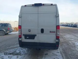 2018 Ram ProMaster Cargo with VIN 3C6URVJGXJE153615, listed as a IAAI auction lot 41309702 with 122,597 mi miles. Bid and sale history available at carsss.com. Image 16.