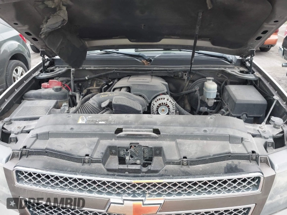 2011 Chevrolet Suburban LTZ with VIN 1GNSKKE32BR197356, listed as a IAAI auction lot 42052377 with 248,574 mi miles and . Bid and sale history available at DreamBid. Image 10.
