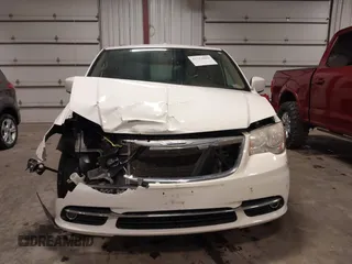 2012 Chrysler Town & Country Touring with VIN 2C4RC1BG3CR337593, listed as a IAAI auction lot 41752894 with 172,169 mi miles. Bid and sale history available at carsss.com. Image 13.