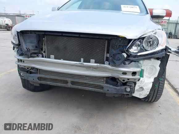 2016 Volvo XC60 T5 Drive-E Premier с VIN YV440MDK0G2784762, выставлен на аукционе IAAI как лот 42159471 с пробегом 59 951 миль миль и . История ставок и продаж доступна на DreamBid. Изображение 6.