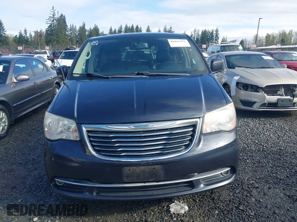 2013 Chrysler Town & Country Touring z VIN 2C4RC1BG9DR756341, wystawiony jako IAAI lot #41955275 z przebiegiem 155 463 mil mil oraz . Historia ofert i sprzedaży dostępna na DreamBid. Obrazek 12.