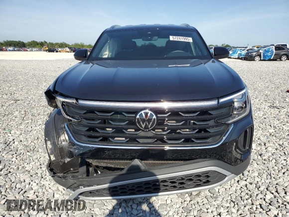 2024 Volkswagen Atlas SE with VIN 1V2DE2CA5RC262903, listed as a Copart auction lot 57241995 with 4,186 mi miles and Salvage title. Bid and sale history available at DreamBid. Image 5.