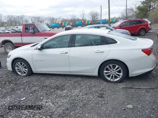 2017 Chevrolet Malibu Hybrid with VIN 1G1ZJ5SU1HF155286, listed as a IAAI auction lot 42048517 with 111,796 mi miles and . Bid and sale history available at DreamBid. Image 14.