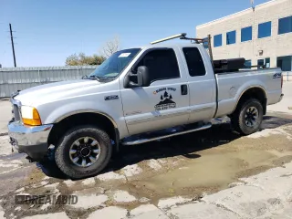 2001 Ford F-250 XL with VIN 1FTNX21F11ED05348, listed as a Copart auction lot 52098155 with 217,678 mi miles and Salvage Title. Bid and sale history available at DreamBid. Image 1.