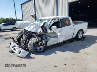 2017 Ram 1500 Lone Star Silver z VIN 1C6RR6LT0HS513598, wystawiony jako Copart lot #53190545 z przebiegiem Nie podano mil oraz Nie do naprawy • Non repairable. Historia ofert i sprzedaży dostępna na DreamBid. Obrazek 1.