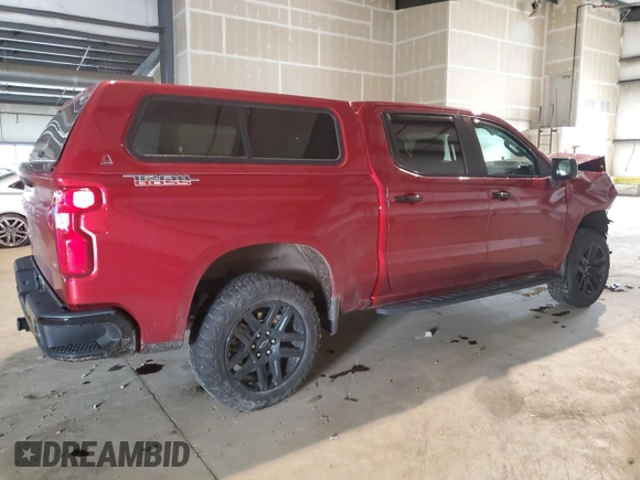 2022 Chevrolet Silverado 1500 LT Trail Boss with VIN 3GCUDFED8NG601258, listed as a Copart auction lot 85918334 with 27,817 mi miles and Salvage Title. Bid and sale history available at DreamBid. Image 3.