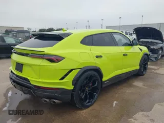 2024 Lamborghini Urus Performante z VIN ZPBUC3ZL1RLA32922, wystawiony jako IAAI lot #41561732 z przebiegiem 52 mil mil oraz . Historia ofert i sprzedaży dostępna na DreamBid. Obrazek 4.