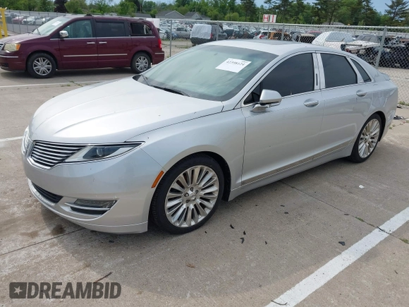 2013 Lincoln MKZ z VIN 3LN6L2G95DR828063, wystawiony jako IAAI lot #42398124 z przebiegiem 158 626 mil mil oraz . Historia ofert i sprzedaży dostępna na DreamBid. Obrazek 2.