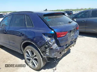 2021 Audi Q3 S line Premium with VIN WA1DECF3XM1085641, listed as a IAAI auction lot 41949213 with 71,621 mi miles and . Bid and sale history available at DreamBid. Image 17.