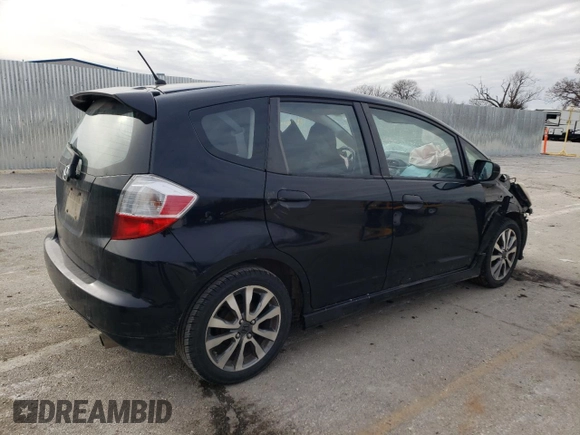 2013 Honda Fit Sport with VIN JHMGE8H58DC009921, listed as a Copart auction lot 44531945 with 0 mi miles and Salvage Title. Bid and sale history available at carsss.com. Image 3.