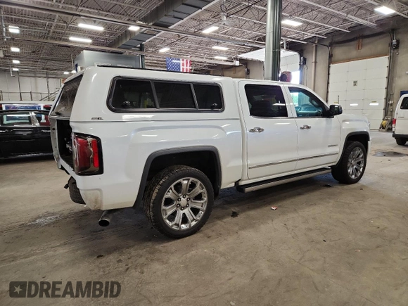 2018 GMC Sierra 1500 Denali z VIN 3GTU2PEJ2JG587157, wystawiony jako Copart lot #58516315 z przebiegiem 88 855 mil mil oraz Szkoda całkowita • Salvage title. Historia ofert i sprzedaży dostępna na DreamBid. Obrazek 3.