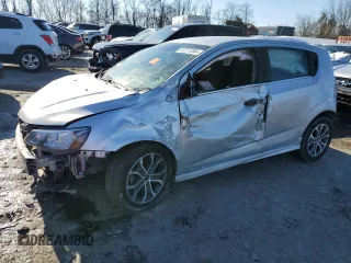2019 Chevrolet Sonic LT with VIN 1G1JD6SB3K4133818, listed as a Copart auction lot 87277284 with 82,466 mi miles and Salvage title. Bid and sale history available at DreamBid. Image 1.