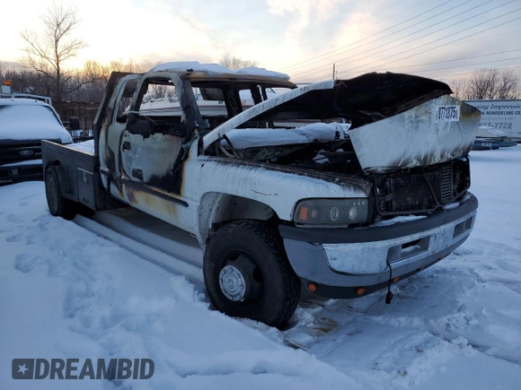 1998 Dodge 3500 z VIN 1B7MF3366WJ241288, wystawiony jako Copart lot #49095745 z przebiegiem Nie podano mil oraz Nie do naprawy • Non repairable. Historia ofert i sprzedaży dostępna na DreamBid. Obrazek 4.