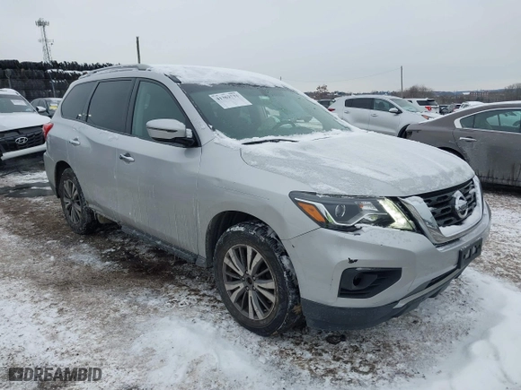 2017 Nissan Pathfinder SV with VIN 5N1DR2MN2HC687013, listed as a IAAI auction lot 41362733 with 129,832 mi miles. Bid and sale history available at carsss.com. Image 1.