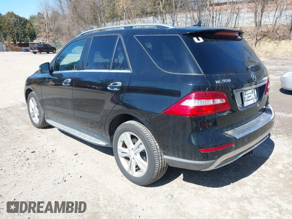 2013 Mercedes-Benz M 350 with VIN 4JGDA2EB8DA172373, listed as a IAAI auction lot 41749809 with 158,898 mi miles and . Bid and sale history available at DreamBid. Image 3.