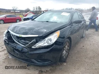 2011 Hyundai Sonata GLS with VIN 5NPEB4AC7BH145915, listed as a IAAI auction lot 42108555 with 220,677 mi miles. Bid and sale history available at carsss.com. Image 2.