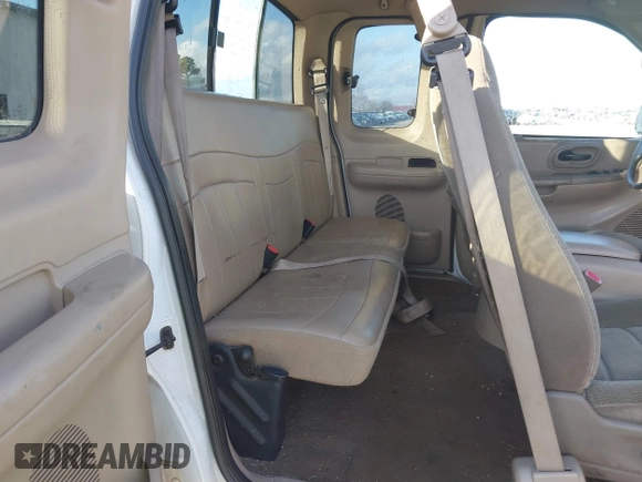 2000 Ford F-150 with VIN 2FTRX18W1YCA08159, listed as a IAAI auction lot 41473856 with 265,546 mi miles and . Bid and sale history available at DreamBid. Image 8.