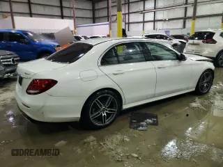 2017 Mercedes-Benz E 300 Luxury z VIN WDDZF4KB5HA087692, wystawiony jako Copart lot #46147515 z przebiegiem 78 524 mil mil oraz Szkoda całkowita • Salvage title. Historia ofert i sprzedaży dostępna na DreamBid. Obrazek 3.