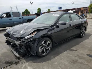 2023 Hyundai Elantra Limited z VIN KMHLN4AJ6PU036240, wystawiony jako Copart lot #56197355 z przebiegiem 17 602 mil mil oraz Szkoda całkowita • Salvage title. Historia ofert i sprzedaży dostępna na DreamBid. Obrazek 1.