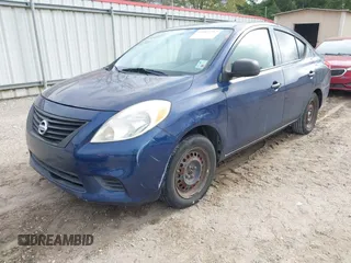 2014 Nissan Versa SV with VIN 3N1CN7AP6EL852207, listed as a IAAI auction lot 41861717 with 143,826 mi miles and . Bid and sale history available at carsss.com. Image 2.