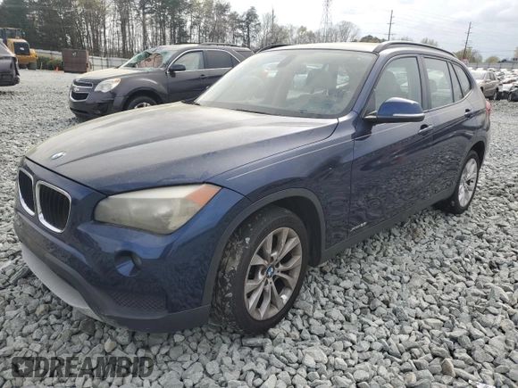 2014 BMW X1 xDrive28i with VIN WBAVL1C53EVY10594, listed as a Copart auction lot 51332745 with 163,134 mi miles and Clean Title. Bid and sale history available at carsss.com. Image 1.