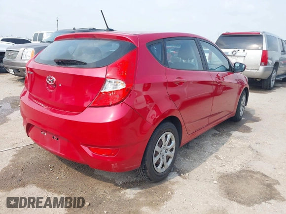 2013 Hyundai Accent GS z VIN KMHCT5AE3DU118162, wystawiony jako IAAI lot #42304964 z przebiegiem 144 815 mil mil oraz . Historia ofert i sprzedaży dostępna na DreamBid. Obrazek 4.