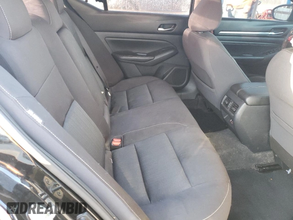 2019 Nissan Altima 2.5 SV with VIN 1N4BL4DV4KC123871, listed as a Copart auction lot 84295754 with 113,720 mi miles and Salvage Title. Bid and sale history available at carsss.com. Image 10.