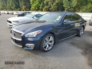 2018 Infiniti Q70 Luxe с VIN JN1BY1PRXJM370106, выставлен на аукционе Copart как лот 67896014 с пробегом 72 148 миль миль и Списание • Salvage title. История ставок и продаж доступна на DreamBid. Изображение 1.