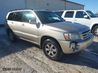 2005 Toyota Highlander with VIN JTEDP21AX50052397, listed as a IAAI auction lot 41703701 with 288,975 mi miles. Bid and sale history available at carsss.com. Image 1.