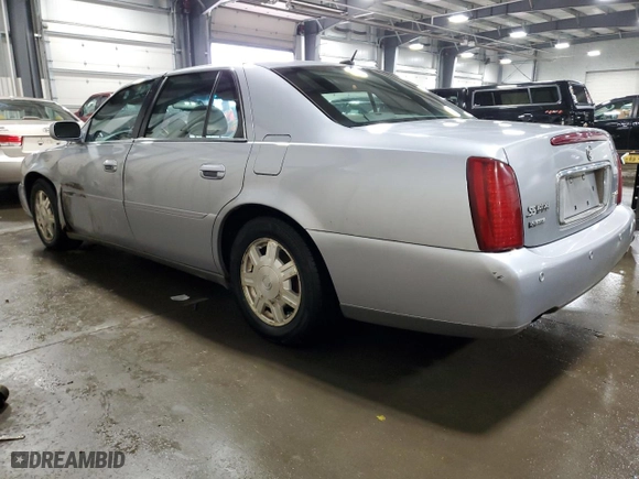 2005 Cadillac DeVille with VIN 1G6KD54YX5U158598, listed as a Copart auction lot 52403925 with 186,058 mi miles and Salvage Title. Bid and sale history available at carsss.com. Image 2.