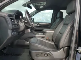 2022 Chevrolet Suburban with VIN 1GNSCEKT7NR222257, listed as a Copart auction lot 84840904 with 113,761 mi miles and Salvage title. Bid and sale history available at DreamBid. Image 7.