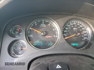 2010 GMC Yukon Denali with VIN 1GKUKEEF1AR277683, listed as a Copart auction lot 69675654 with 206,114 mi miles and Salvage Title. Bid and sale history available at carsss.com. Image 9.