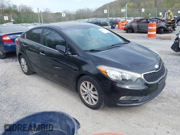 2014 Kia Forte EX with VIN KNAFX4A86E5049938, listed as a IAAI auction lot 42038755 with 82,016 mi miles. Bid and sale history available at carsss.com. Image 1.