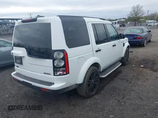 2016 Land Rover LR4 HSE Lux with VIN SALAK2V61GA793233, listed as a IAAI auction lot 41940170 with 150,635 mi miles and . Bid and sale history available at DreamBid. Image 4.