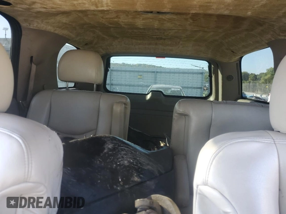 2005 Chevrolet Tahoe Z71 with VIN 1GNEK13T95R215074, listed as a Copart auction lot 74262994 with 0 mi miles and Salvage Title. Bid and sale history available at carsss.com. Image 10.