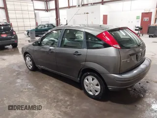 2007 Ford Focus S with VIN 1FAFP37N87W333049, listed as a IAAI auction lot 41450683 with 307,869 mi miles and . Bid and sale history available at carsss.com. Image 3.