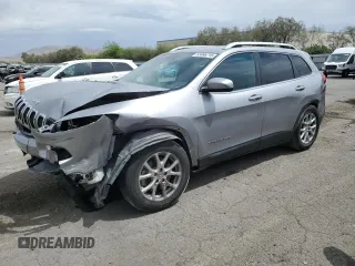 2017 Jeep Cherokee Latitude с VIN 1C4PJMCB6HD213958, выставлен на аукционе Copart как лот 53686715 с пробегом Не указан миль и Списание • Salvage title. История ставок и продаж доступна на DreamBid. Изображение 1.