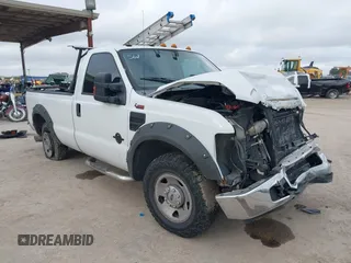 2008 Ford F-250 z VIN 1FTSF20R88EB98990, wystawiony jako IAAI lot #41094015 z przebiegiem 174 237 mil mil oraz . Historia ofert i sprzedaży dostępna na DreamBid. Obrazek 1.