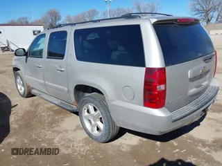 2008 Chevrolet Suburban 2LT with VIN 3GNFK16368G101859, listed as a IAAI auction lot 41665968 with 181,193 mi miles and . Bid and sale history available at DreamBid. Image 3.