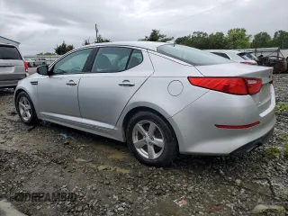 2015 Kia Optima LX z VIN 5XXGM4A72FG377717, wystawiony jako Copart lot #58707275 z przebiegiem 137 548 mil mil oraz Czysty tytuł • Clean title. Historia ofert i sprzedaży dostępna na DreamBid. Obrazek 2.