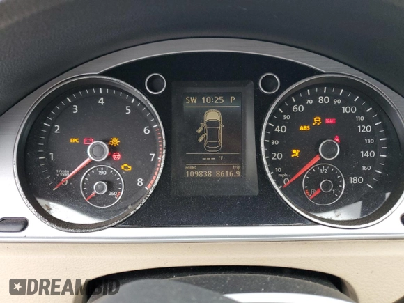 2013 Volkswagen CC Sport with VIN WVWBN7AN8DE508769, listed as a Copart auction lot 73142254 with 109,838 mi miles and Salvage Title. Bid and sale history available at carsss.com. Image 9.