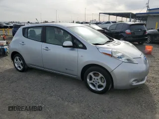 2011 Nissan LEAF SL-e with VIN JN1AZ0CP5BT009476, listed as a Copart auction lot 52208025 with 144,475 mi miles and Clean Title. Bid and sale history available at carsss.com. Image 4.