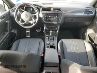 2022 Volkswagen Tiguan SE R-Line Black with VIN 3VV8B7AXXNM169059, listed as a Copart auction lot 45700025 with 46,191 mi miles and Salvage Title. Bid and sale history available at DreamBid. Image 8.