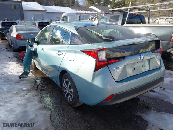 2022 Toyota Prius LE with VIN JTDL9MFUXN3040161, listed as a IAAI auction lot 41634231 with 8,437 mi miles. Bid and sale history available at carsss.com. Image 3.