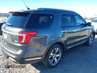 2018 Ford Explorer Platinum with VIN 1FM5K8HTXJGB79861, listed as a IAAI auction lot 41414463 with 76,146 mi miles. Bid and sale history available at carsss.com. Image 4.