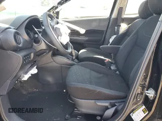 2022 Nissan Kicks S z VIN 3N1CP5BV2NL503251, wystawiony jako Copart lot #55413085 z przebiegiem 64 027 mil mil oraz Szkoda całkowita • Salvage title. Historia ofert i sprzedaży dostępna na DreamBid. Obrazek 7.