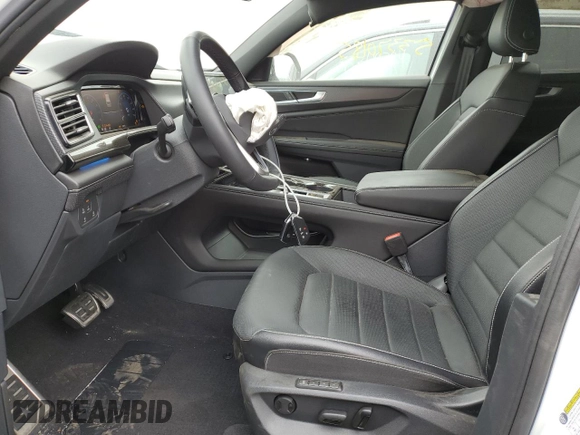 2024 Volkswagen Atlas SEL R-Line with VIN 1V2AE2CA5RC241990, listed as a Copart auction lot 53370185 with 5,294 mi miles and Salvage title. Bid and sale history available at DreamBid. Image 7.