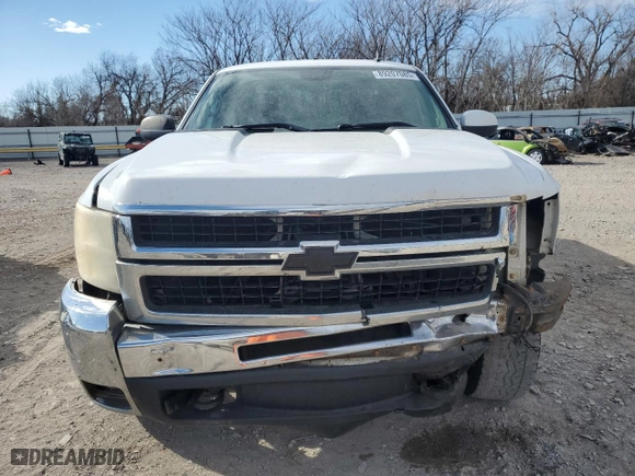 2008 Chevrolet Silverado 2500HD Work Truck with VIN 1GCHC29K28E178887, listed as a Copart auction lot 89207085 with 0 mi miles and Salvage Title. Bid and sale history available at carsss.com. Image 5.