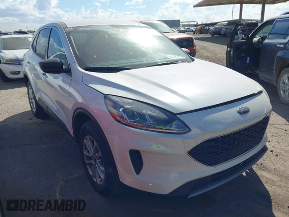 2022 Ford Escape SE with VIN 1FMCU9G64NUA60729, listed as a IAAI auction lot 41983647 with 210,119 mi miles and . Bid and sale history available at carsss.com. Image 1.
